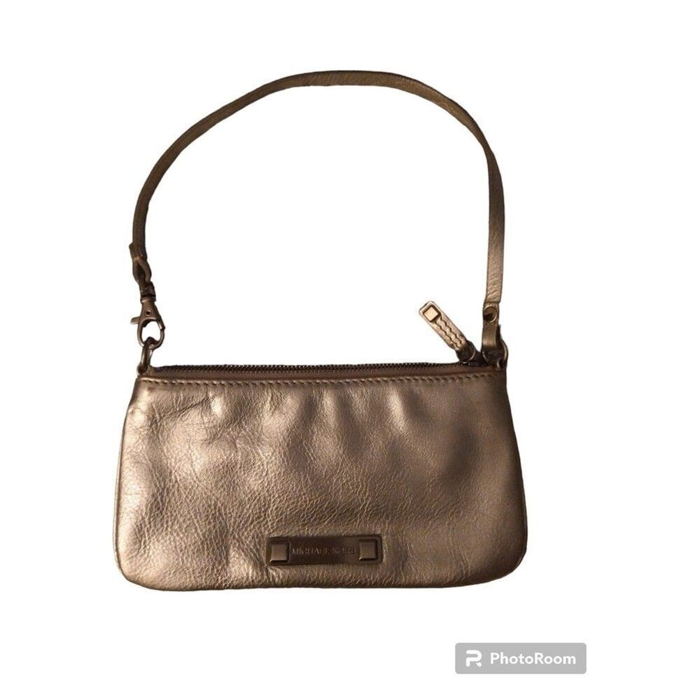 Michael kors Leather Classic silver wristlet